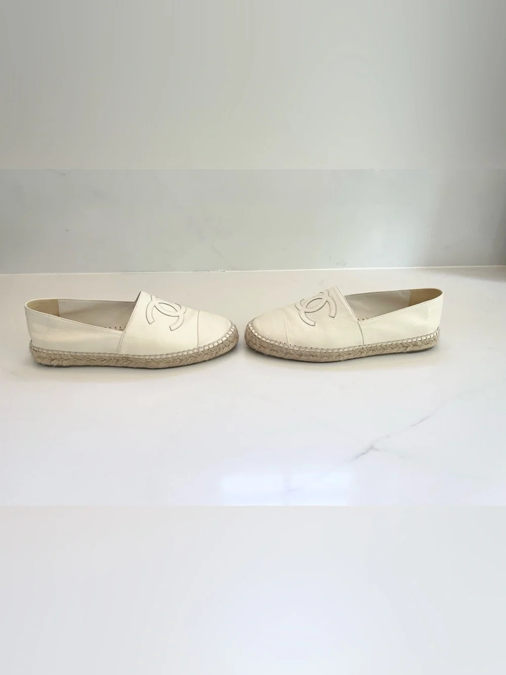 CHANEL Cream Lambskin Leather CC Espadrille Flats